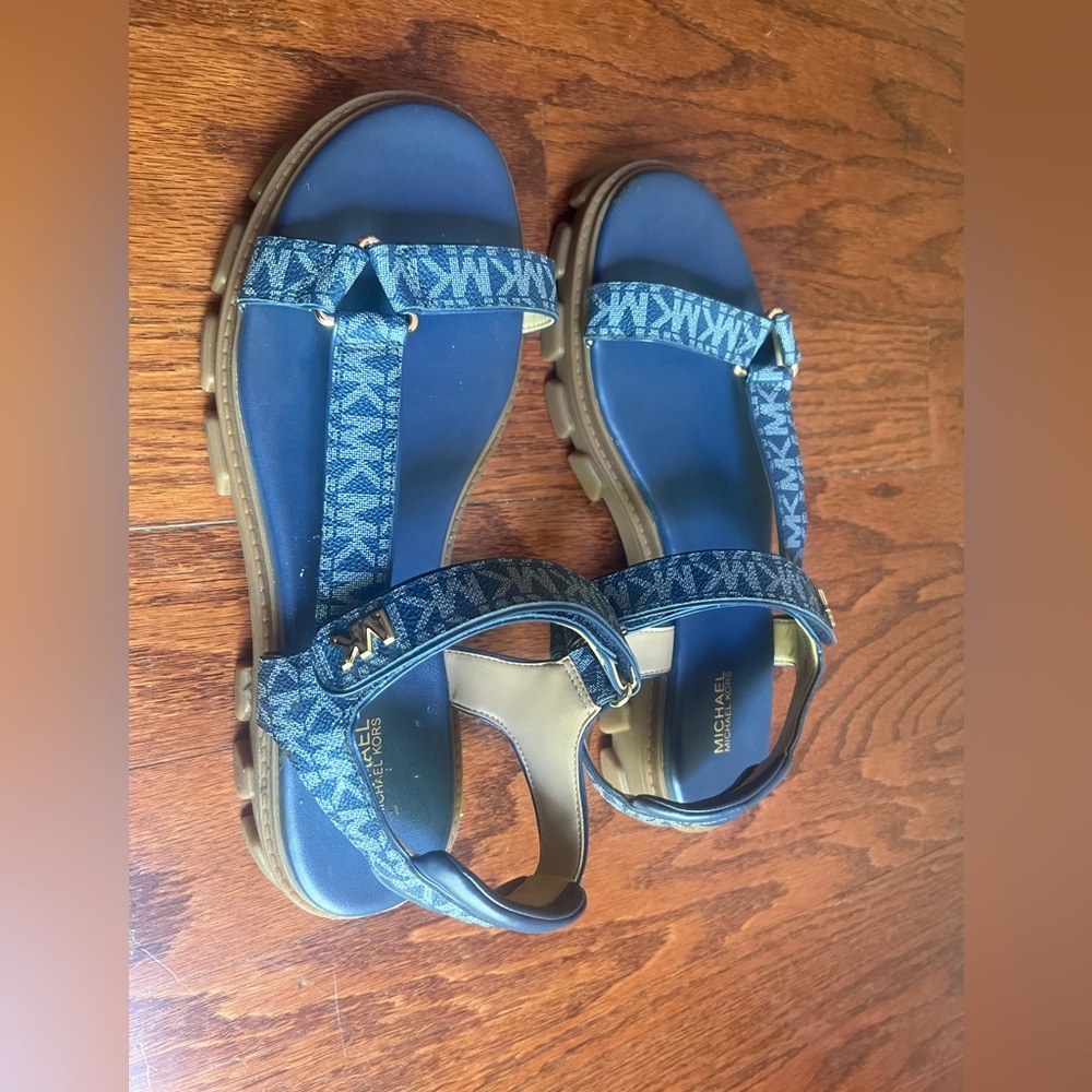 Michael Kors Navy Logo Strap Sandals for Women - Picture 7 of 9